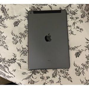 I’m selling this because I no longer need it. Perfectly intact and barely used.